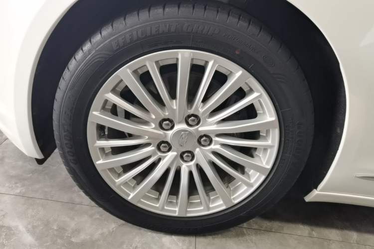 Used Cadillac CT6 2021 28T Luxury Version Left Front Wheel Hub