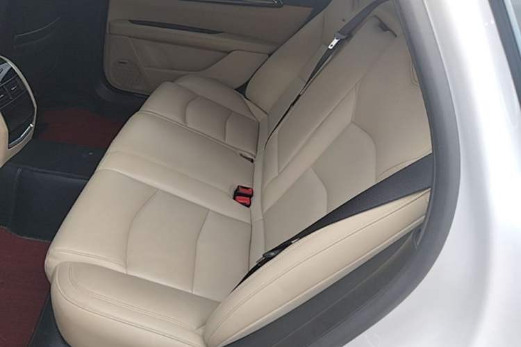 Used Cadillac CT6 2021 28T Fashion Edition Left Rear Seat