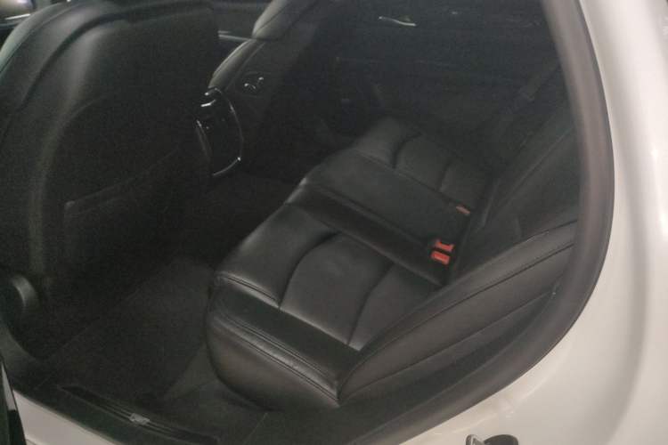 Used Cadillac CT6 2021 28T Luxury Version Left Rear Seat