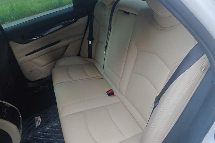 Used Cadillac CT6 2021 28T Fashion Edition Left Rear Seat