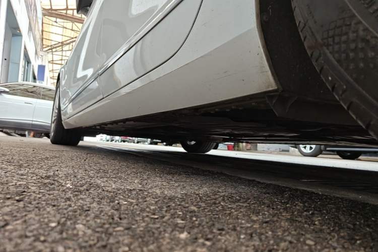 Used Cadillac CT6 2021 28T Elite Edition Left Side Sill
