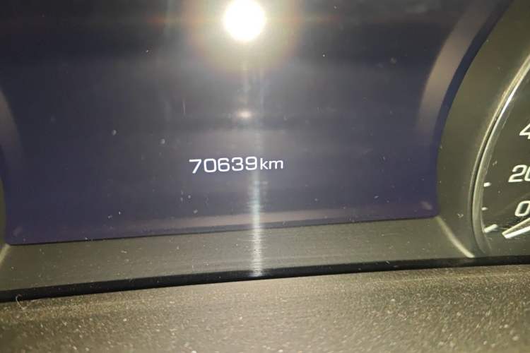 Used Cadillac CT6 2021 28T Fashion Edition Odometer Close Up