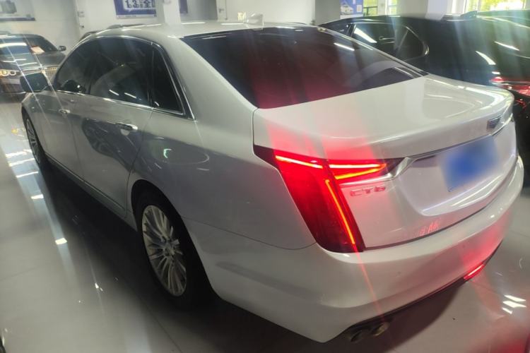 Used Cadillac CT6 2021 28T Fashion Edition Rear Left 45 Deg