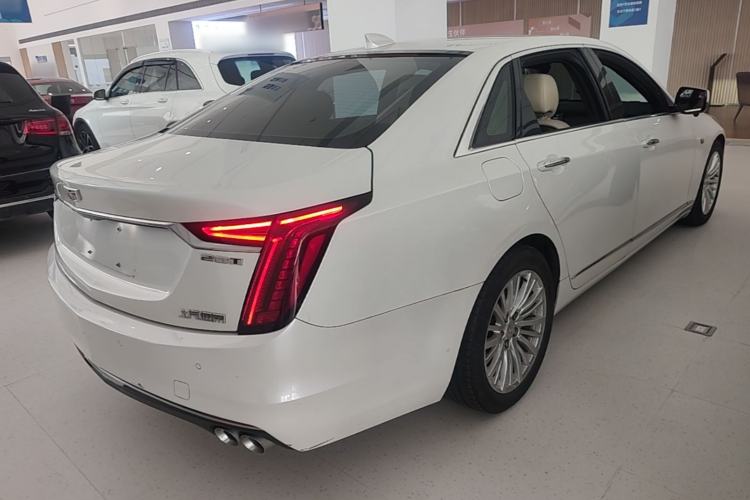 Used Cadillac CT6 2021 28T Fashion Edition Rear Right 45 Deg