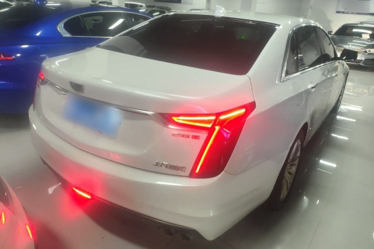 Used Cadillac CT6 2021 28T Fashion Edition Rear Right 45 Deg