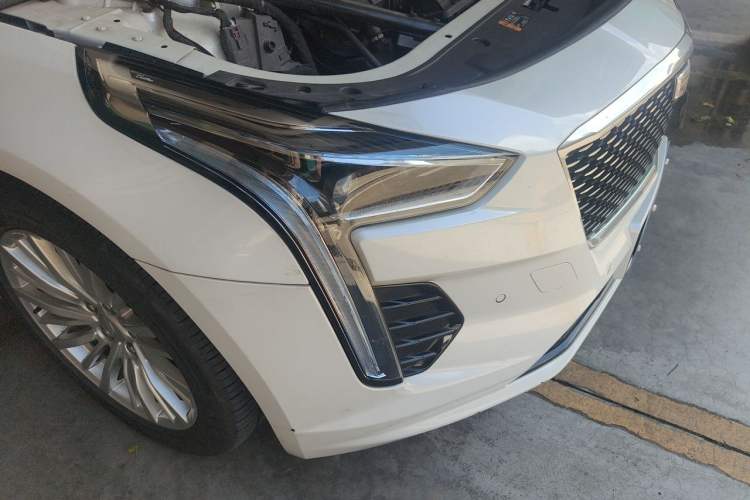 Used Cadillac CT6 2021 28T Elite Edition Right Front Headlight