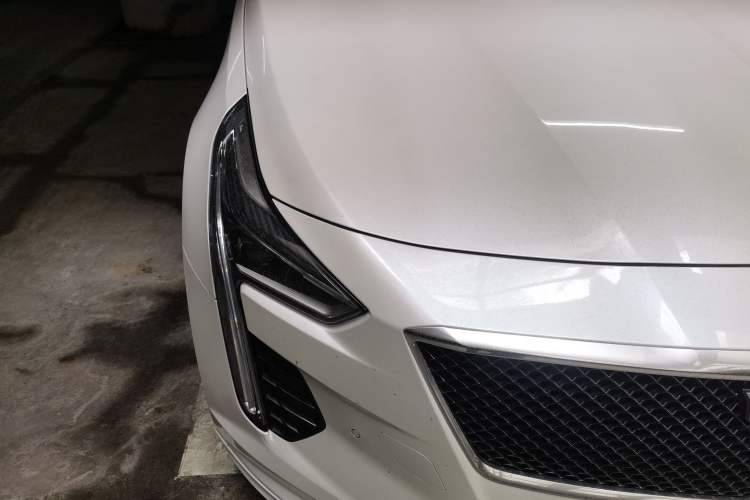 Used Cadillac CT6 2021 28T Luxury Sport Model Right Front Headlight