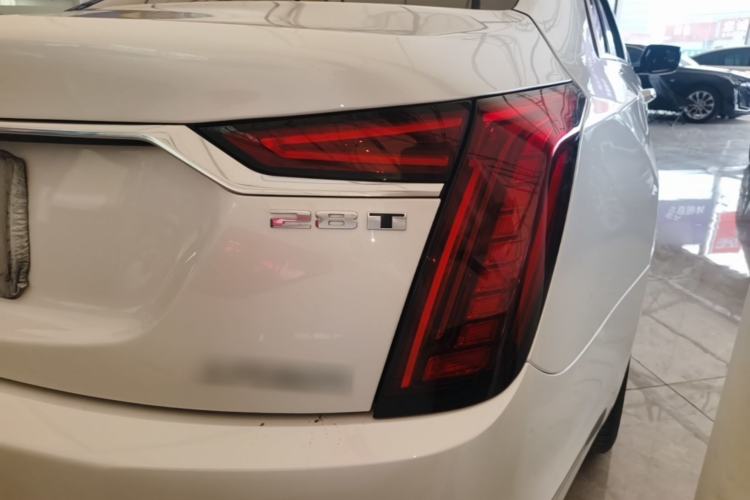 Used Cadillac CT6 2021 28T Luxury Version Right Rear Taillight