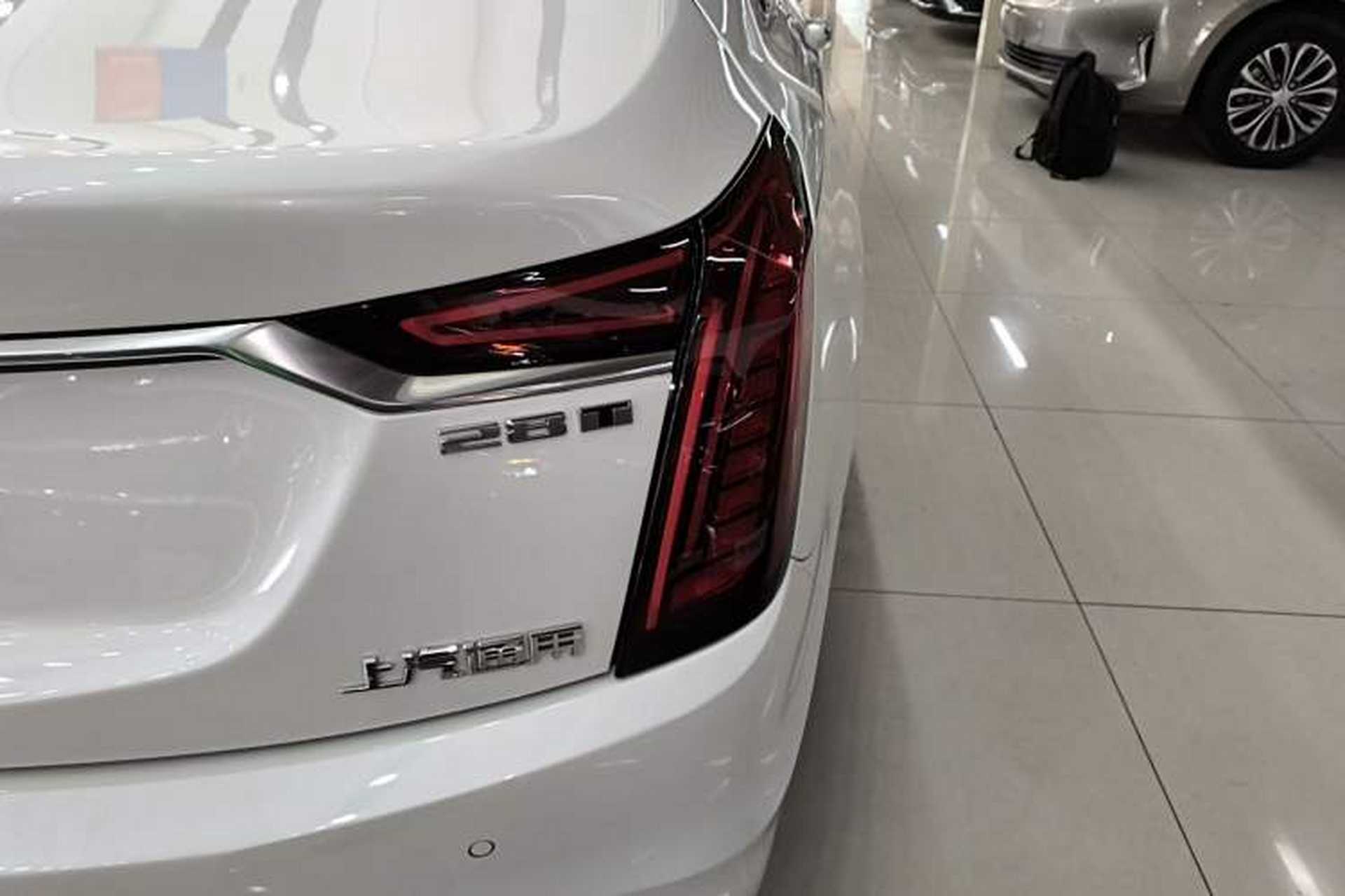 Used Cadillac CT6 2021 28T Elite Edition Right Rear Taillight