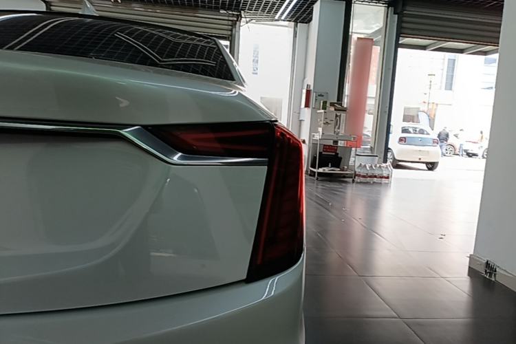 Used Cadillac CT6 2021 28T Elite Edition Right Rear Taillight
