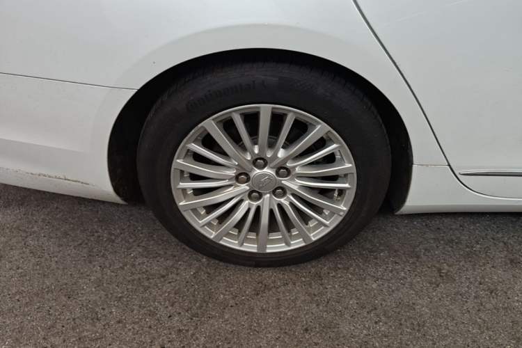 Used Cadillac CT6 2021 28T Elite Edition Right Rear Wheel Hub