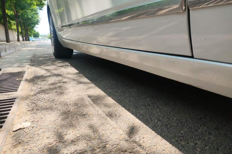 Used Cadillac CT6 2021 28T Luxury Version Right Side Sill
