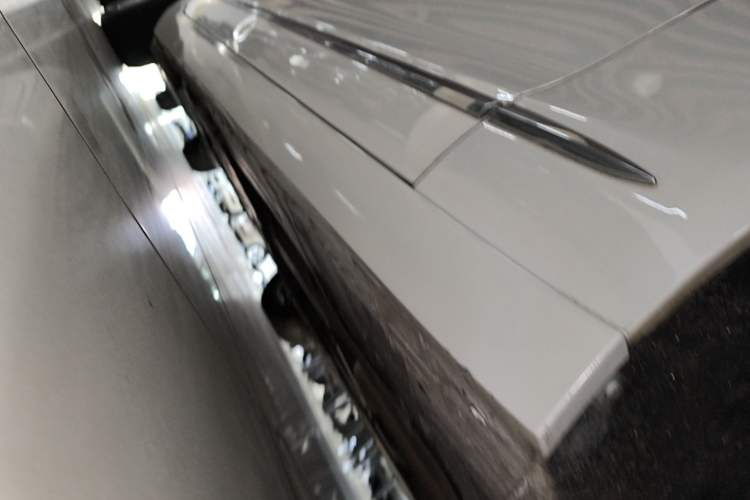 Used Cadillac CT6 2021 28T Elite Edition Right Side Sill