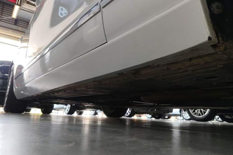 Used Cadillac CT6 2021 28T Luxury Version Right Side Sill