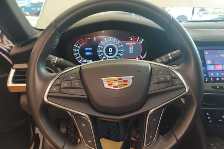 Used Cadillac CT6 2021 28T Luxury Version Steering Wheel