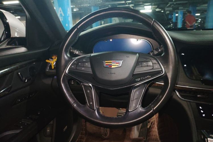 Used Cadillac CT6 2021 28T Luxury Version Steering Wheel