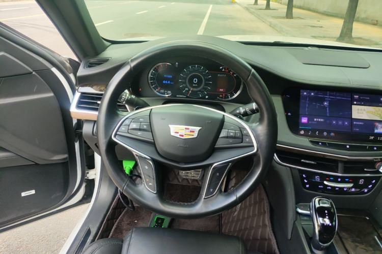 Used Cadillac CT6 2021 28T Luxury Version Steering Wheel