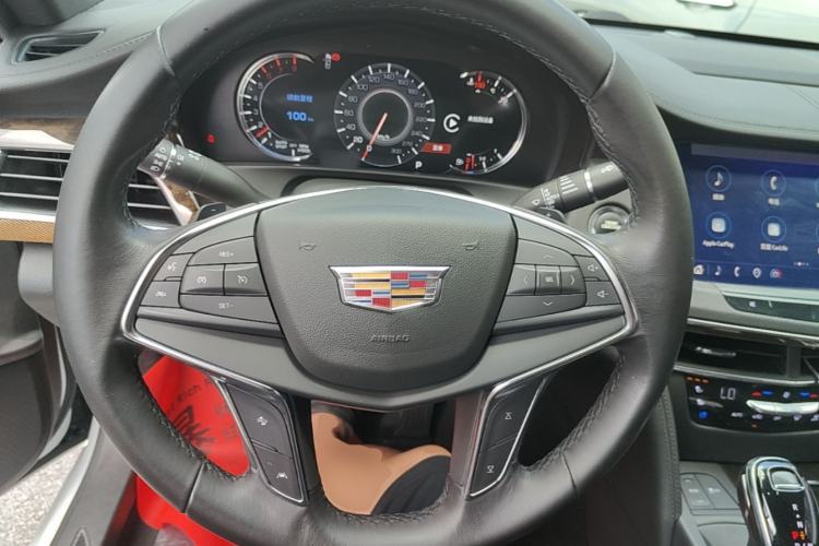 Used Cadillac CT6 2021 28T Luxury Version Steering Wheel