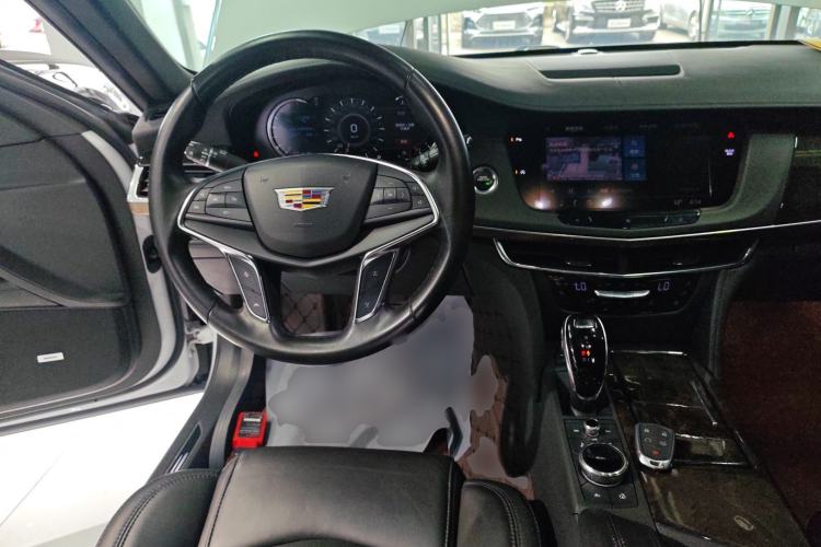Used Cadillac CT6 2021 28T Luxury Version Steering Wheel