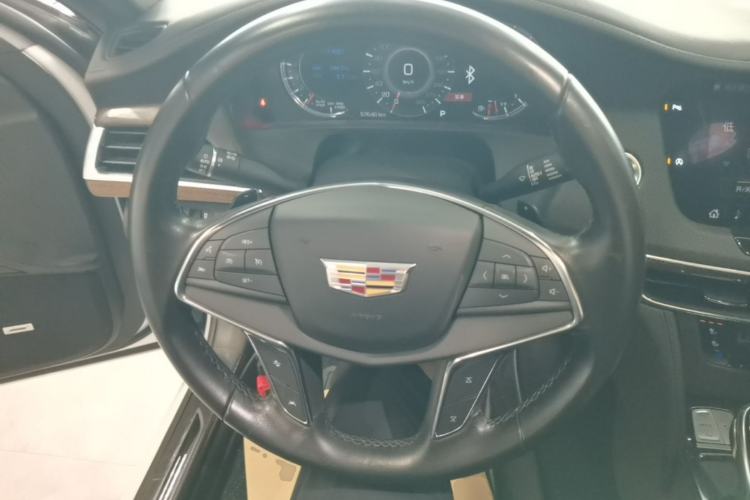 Used Cadillac CT6 2021 28T Luxury Version Steering Wheel