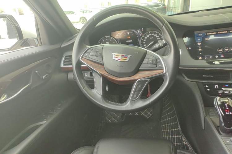 Used Cadillac CT6 2021 28T Elite Edition Steering Wheel