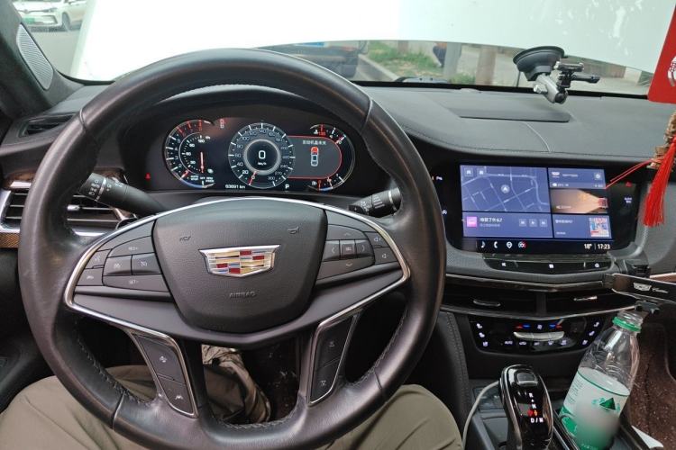 Used Cadillac CT6 2021 28T Luxury Version Steering Wheel