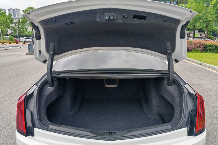Used Cadillac CT6 2021 28T Fashion Edition Trunk