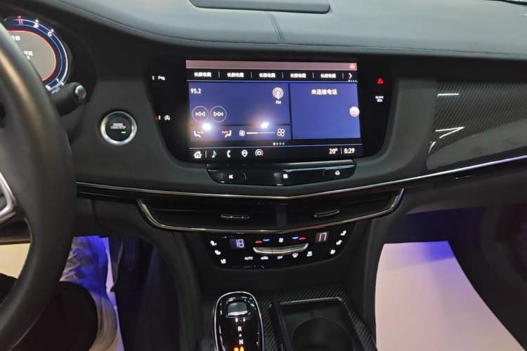 Used Cadillac CT6 2022 28T Luxury Edition Audio And AC Panel