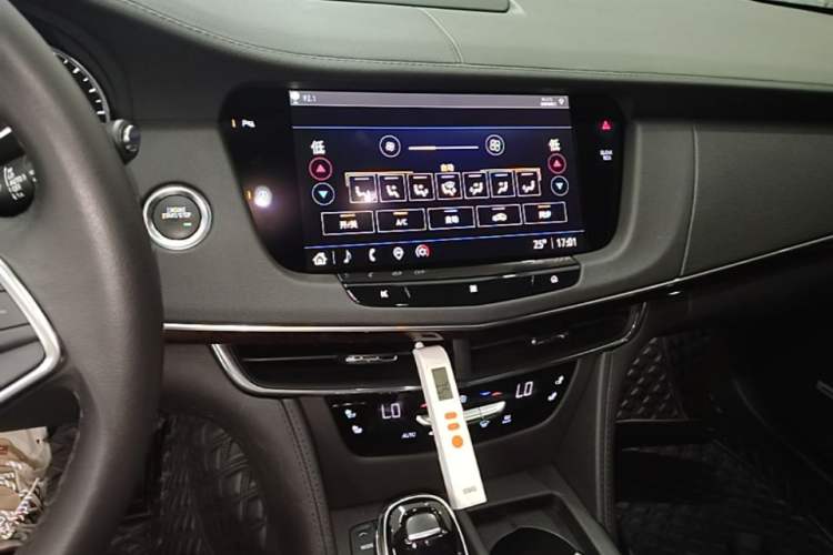 Used Cadillac CT6 2022 28T Fashion Edition Audio And AC Panel