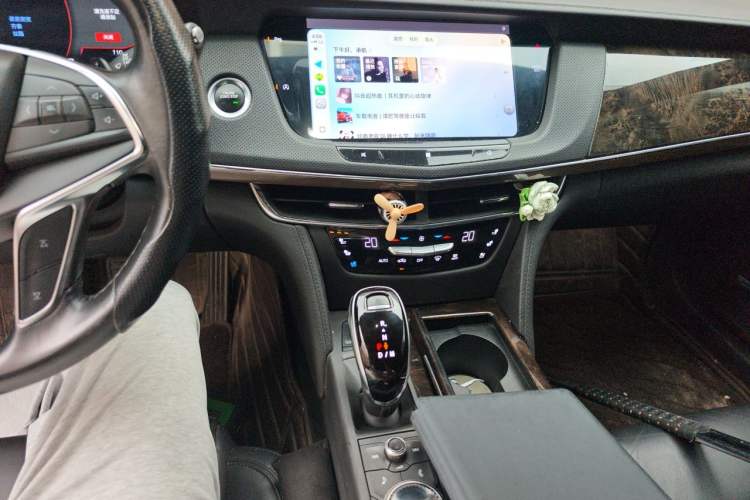 Used Cadillac CT6 2022 28T Luxury Edition Audio And AC Panel