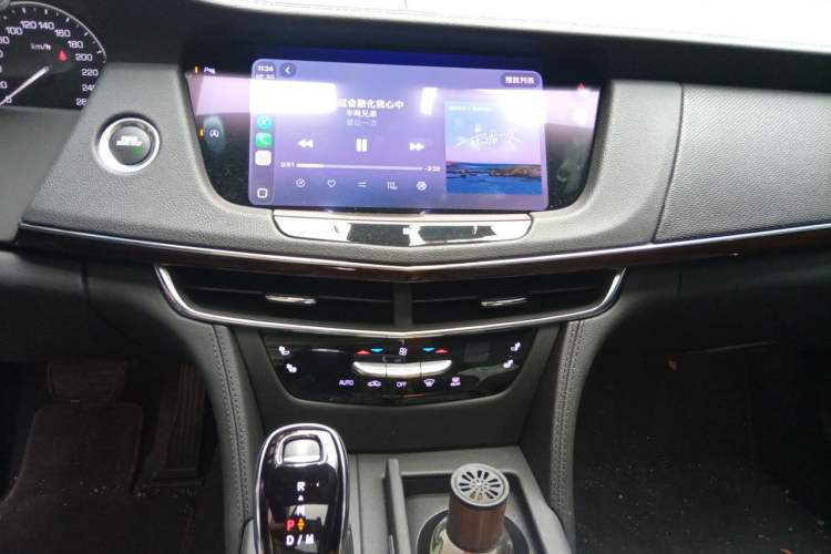 Used Cadillac CT6 2022 28T Fashion Edition Audio And AC Panel