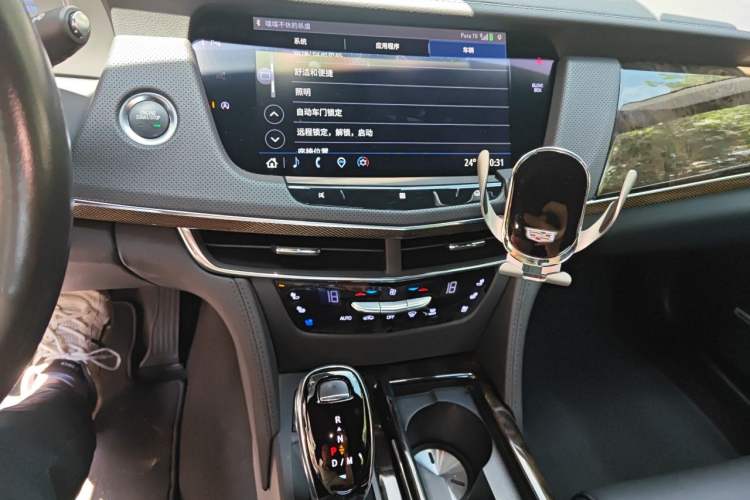 Used Cadillac CT6 2022 28T Luxury Edition Audio And AC Panel