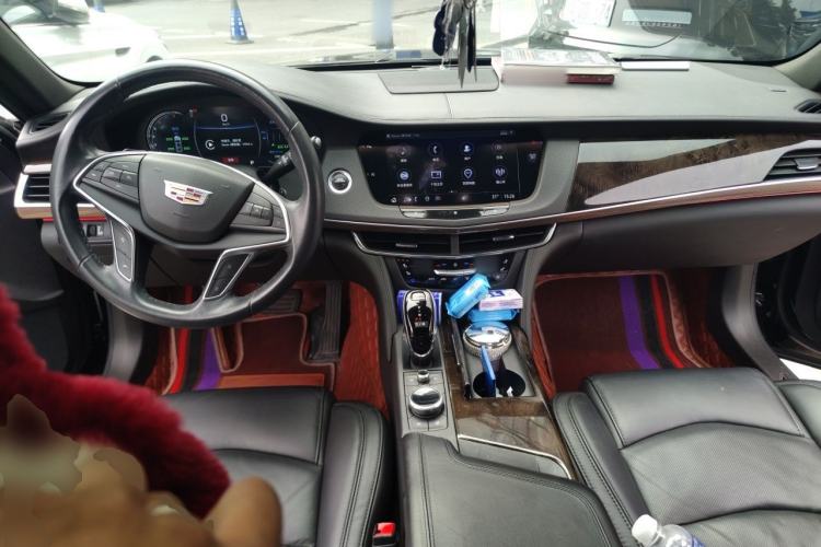 Used Cadillac CT6 2022 28T Luxury Edition Center Console