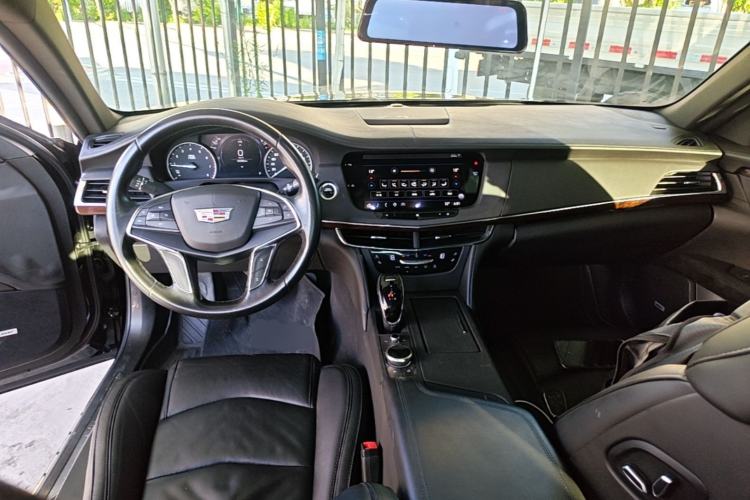 Used Cadillac CT6 2022 28T Fashion Edition Center Console