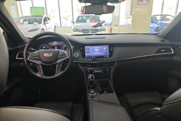 Used Cadillac CT6 2022 28T Fashion Edition Center Console