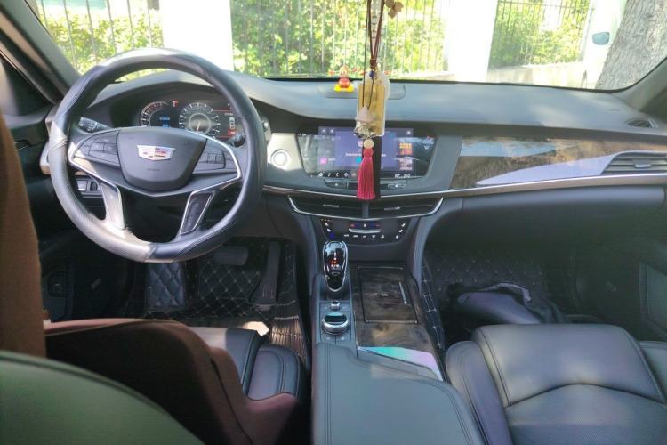 Used Cadillac CT6 2022 28T Luxury Edition Center Console