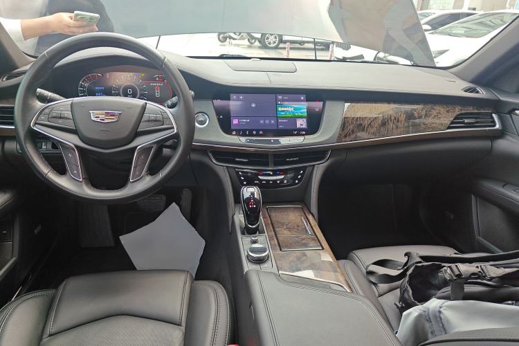 Used Cadillac CT6 2022 28T Fashion Edition Center Console