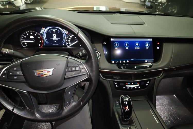 Used Cadillac CT6 2022 28T Fashion Edition Center Console