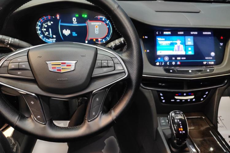 Used Cadillac CT6 2022 28T Luxury Edition Center Console