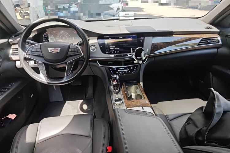 Used Cadillac CT6 2022 28T Luxury Edition Center Console