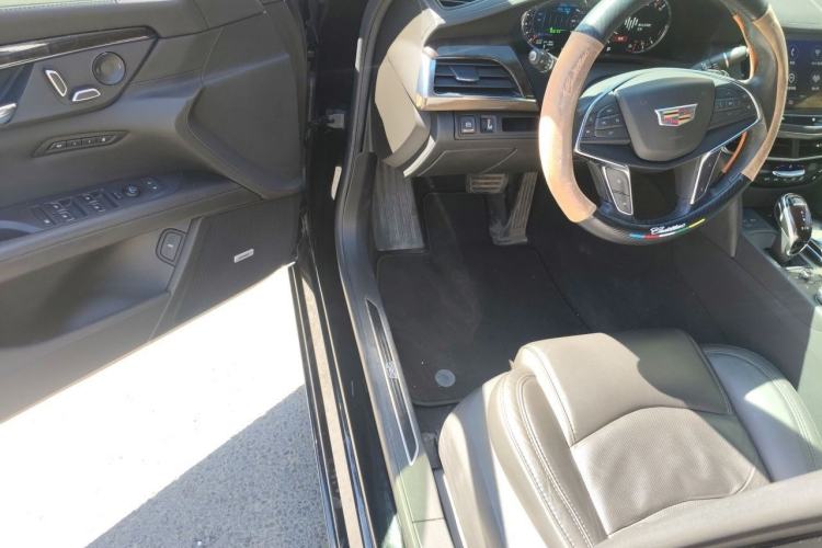 Used Cadillac CT6 2022 28T Luxury Edition Driver Seat