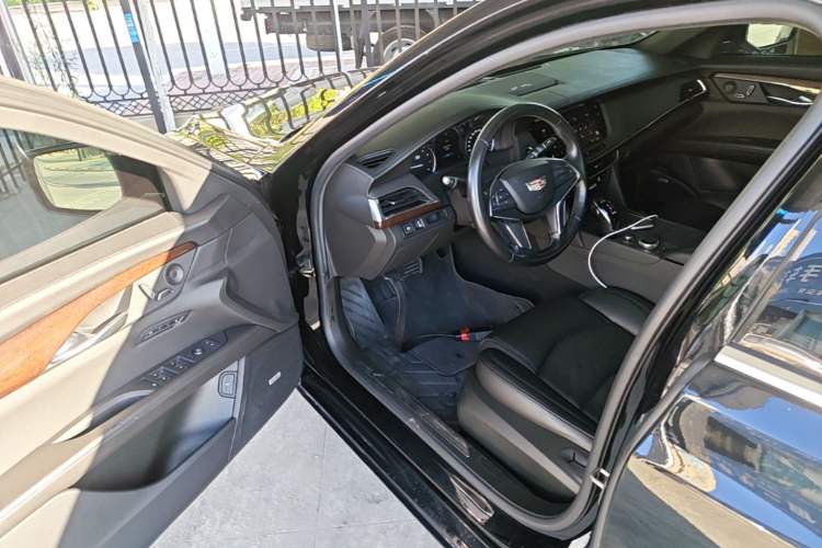 Used Cadillac CT6 2022 28T Fashion Edition Driver Seat