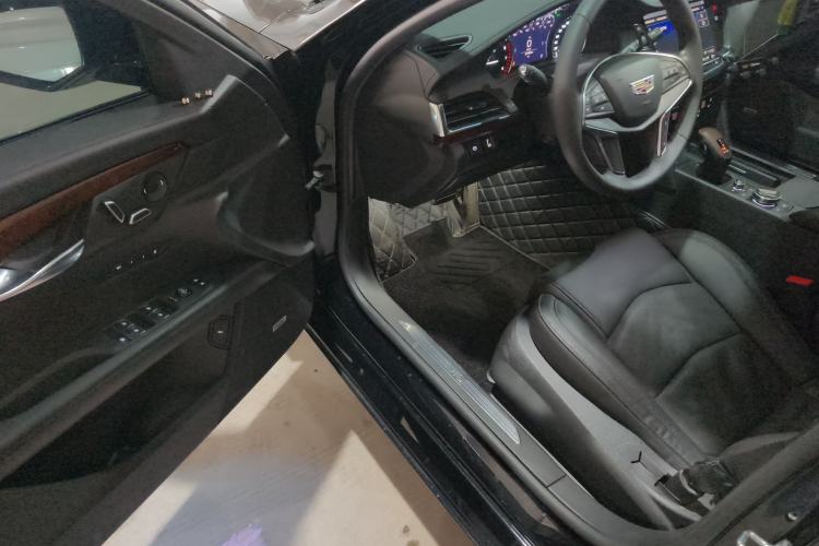 Used Cadillac CT6 2022 28T Luxury Edition Driver Seat