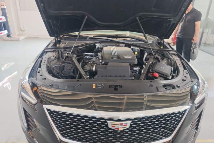 Used Cadillac CT6 2022 28T Luxury Edition Engine Bay