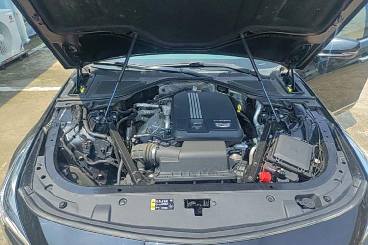 Used Cadillac CT6 2022 28T Luxury Edition Engine Bay