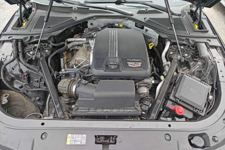 Used Cadillac CT6 2022 28T Luxury Edition Engine Bay