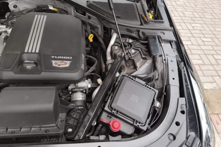 Used Cadillac CT6 2022 28T Fashion Edition Engine Bay Left