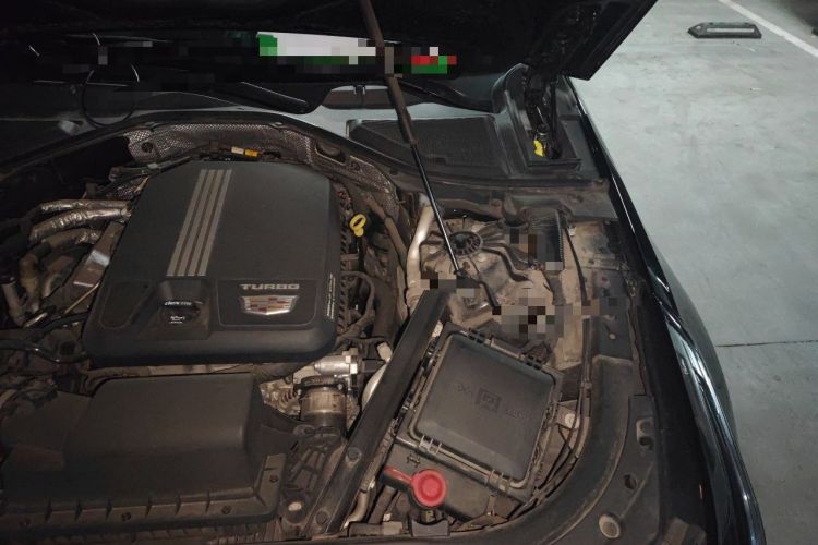 Used Cadillac CT6 2022 28T Fashion Edition Engine Bay Left