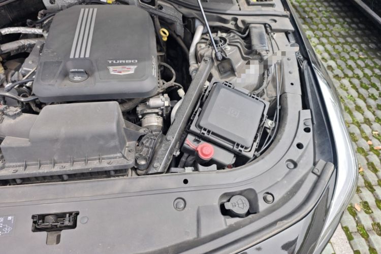 Used Cadillac CT6 2022 28T Luxury Edition Engine Bay Left