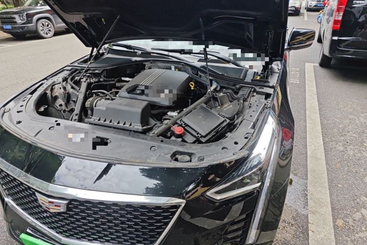 Used Cadillac CT6 2022 28T Luxury Edition Engine Bay Left